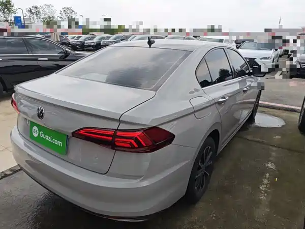 Volkswagen Bora 2021