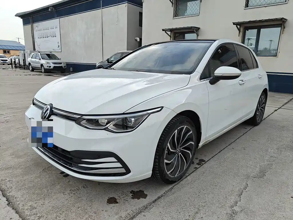Volkswagen Golf 2024