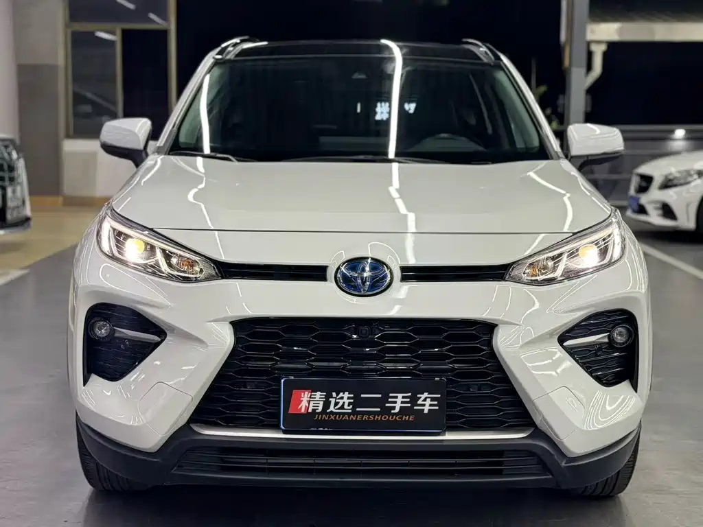 Toyota Wildlander 2023 — фото 2