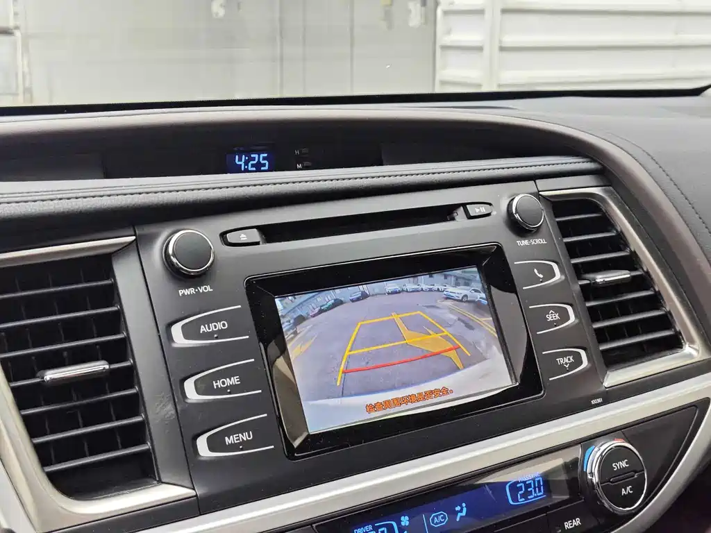 Toyota Highlander 2016 — фото 13
