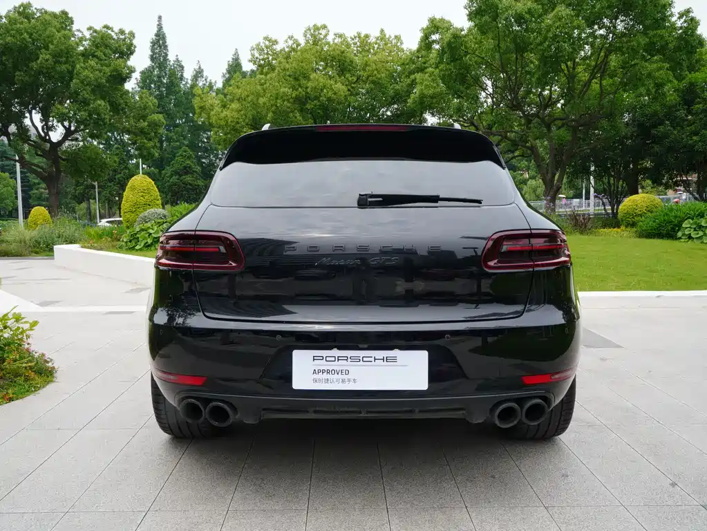 Porsche Macan 2017 — фото 21