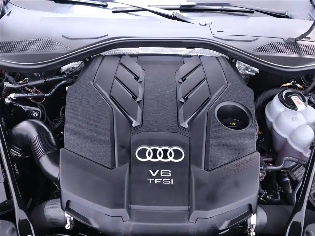 Audi A8 2023 — фото 24