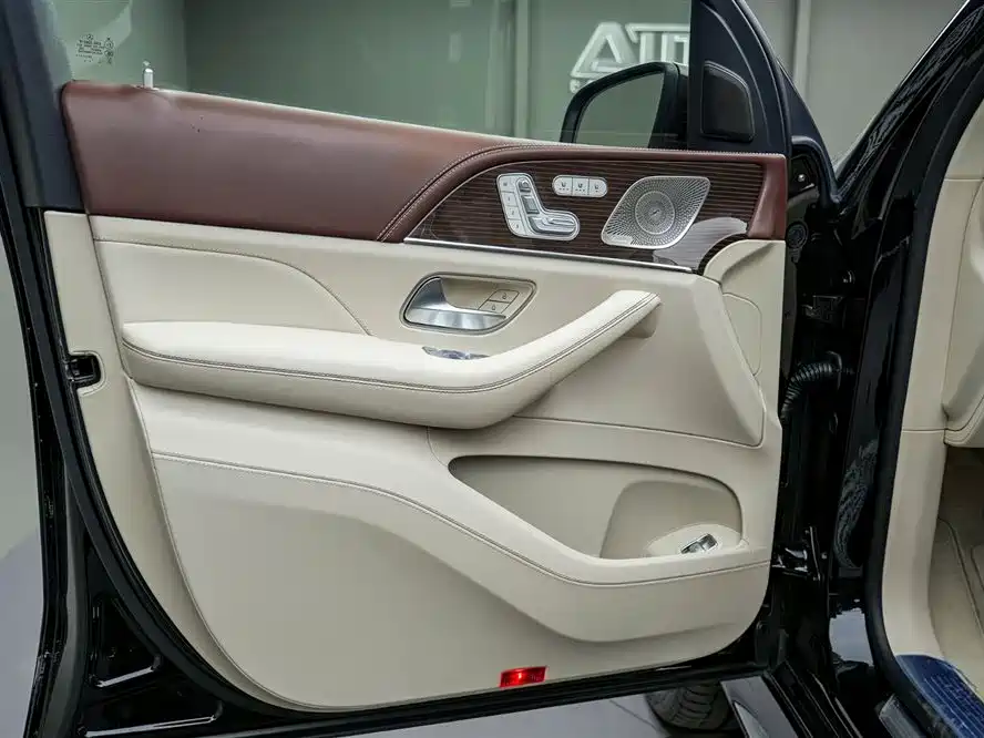 Mercedes-Benz GLS 2022 — фото 19