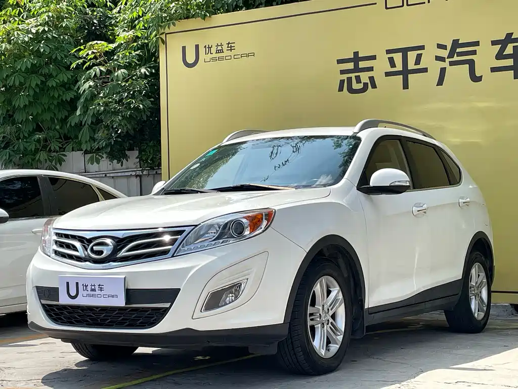 GAC Motor Trumpchi GS5 2014 — фото 1