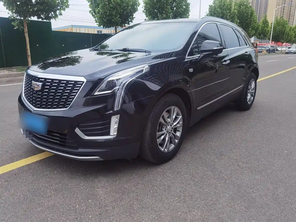 Cadillac XT5 2021 — фото 2