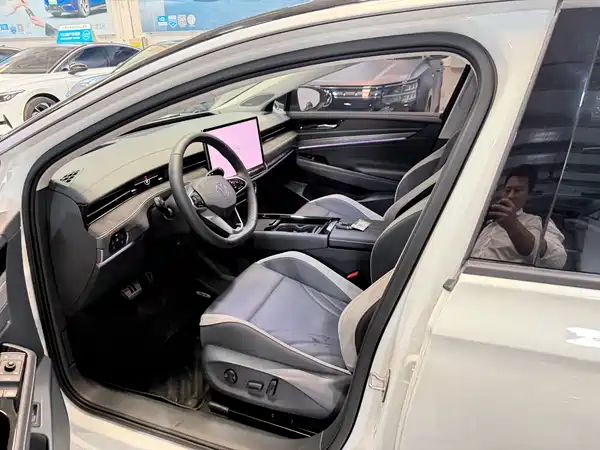 Volkswagen ID.7 VIZZION 2025