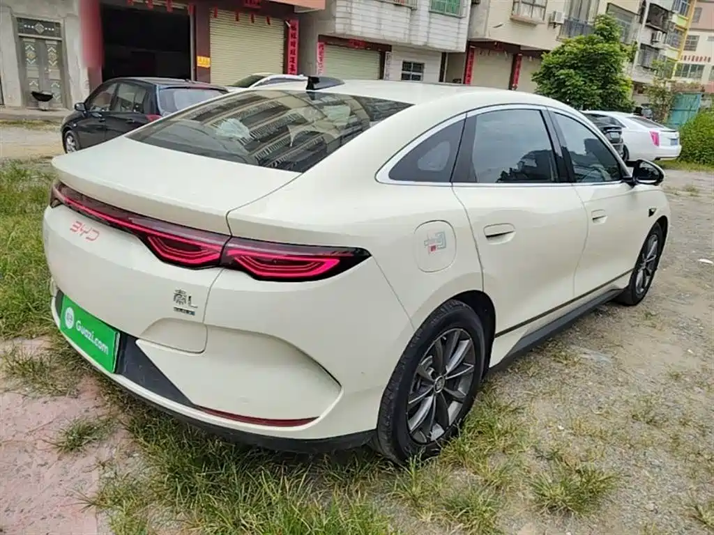 BYD Qin L 2025 — фото 7