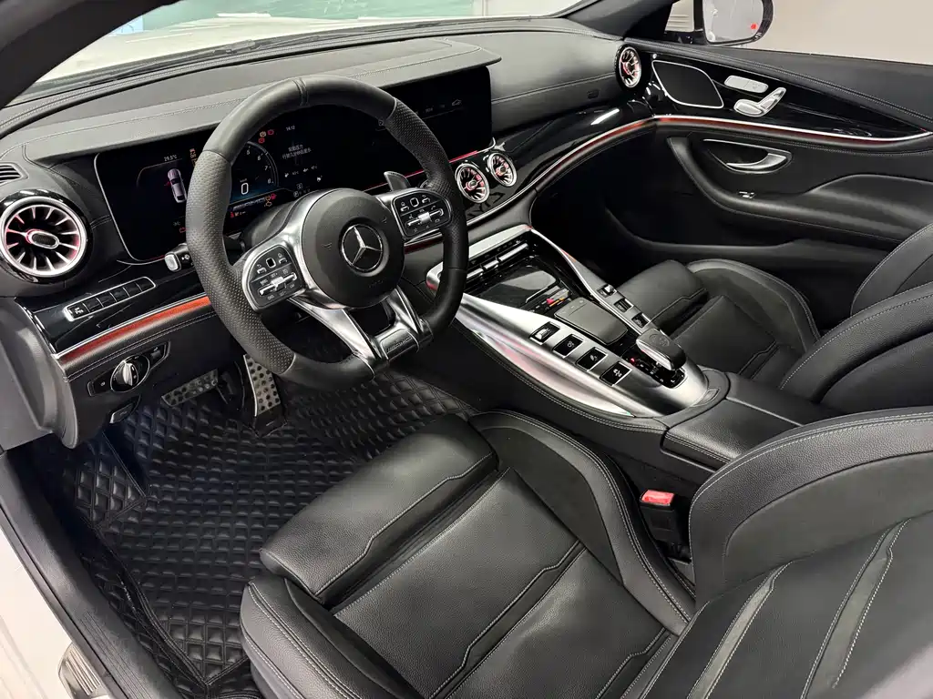 Mercedes-Benz AMG GT 2020 — фото 8