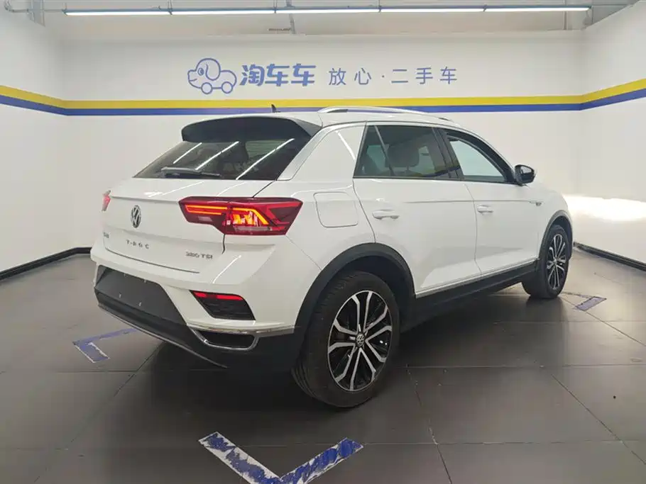 Volkswagen T-Roc 2021