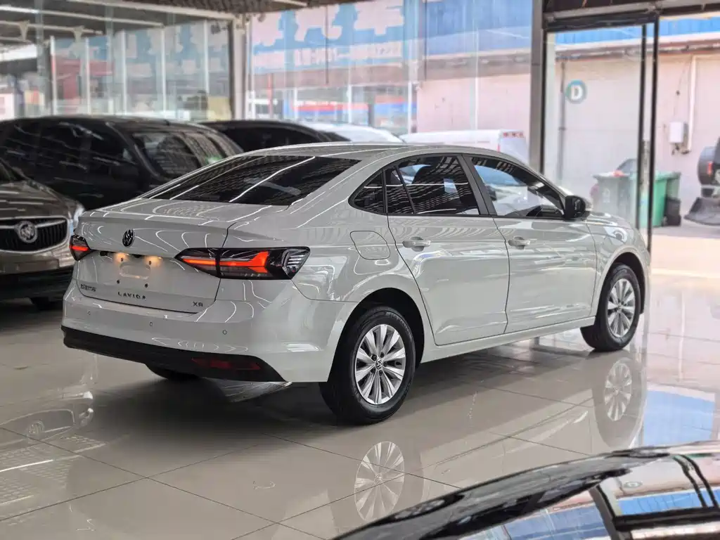 Volkswagen Lavida 2024