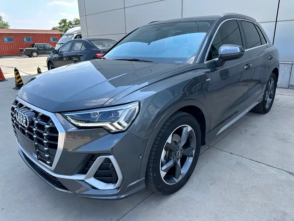 Audi Q3 2022