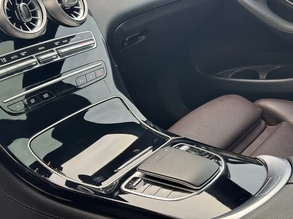 Mercedes-Benz GLC 2022 — фото 12