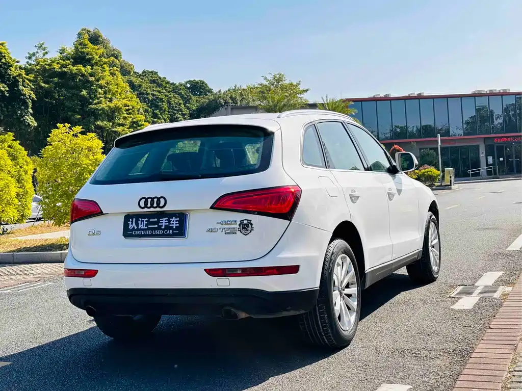 Audi Q5 2014