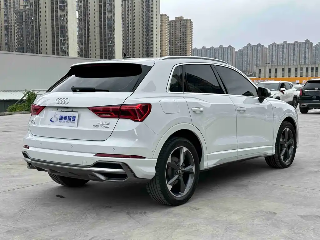 Audi Q3 2022