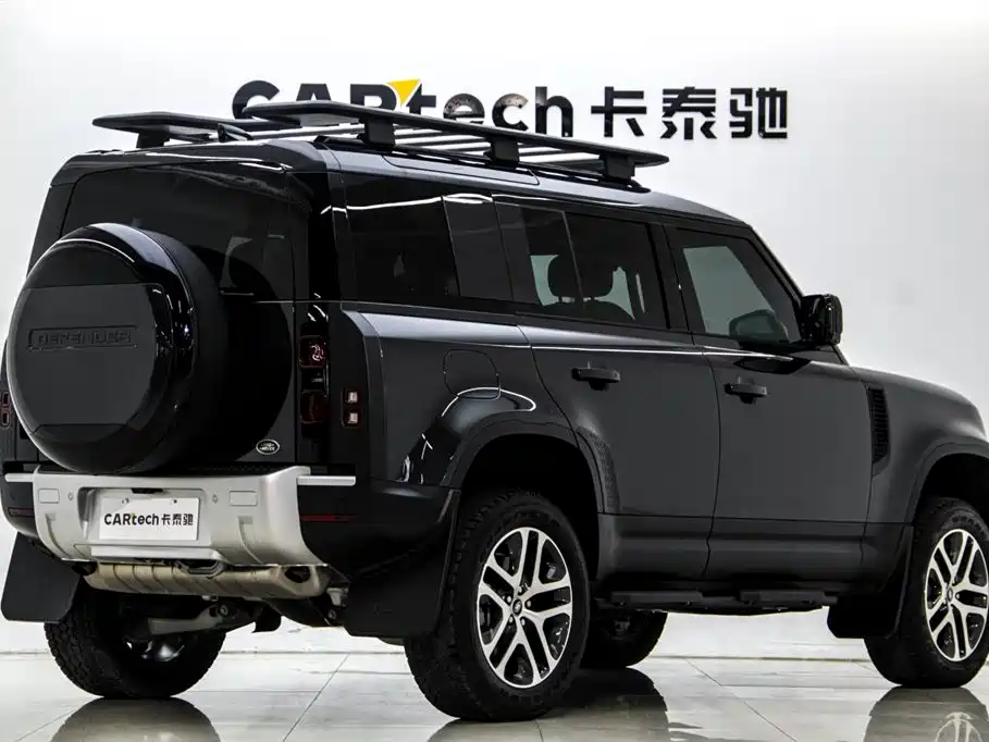 Land Rover Defender 2025 — фото 6