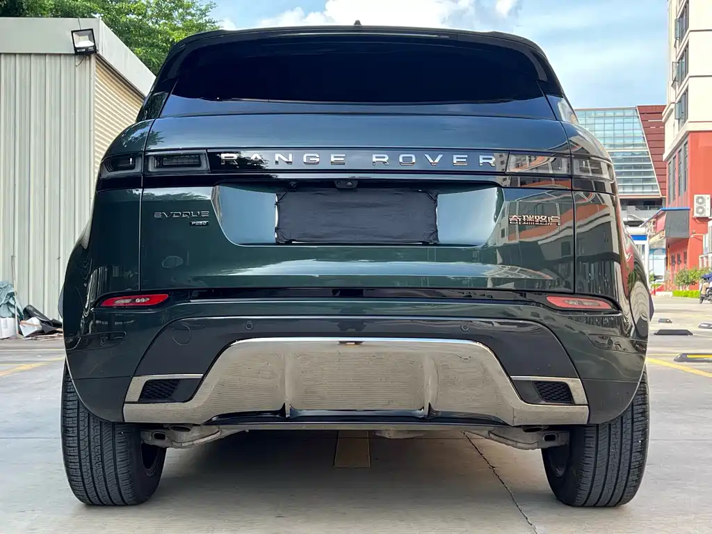 Land Rover Evoque 2023 — фото 3