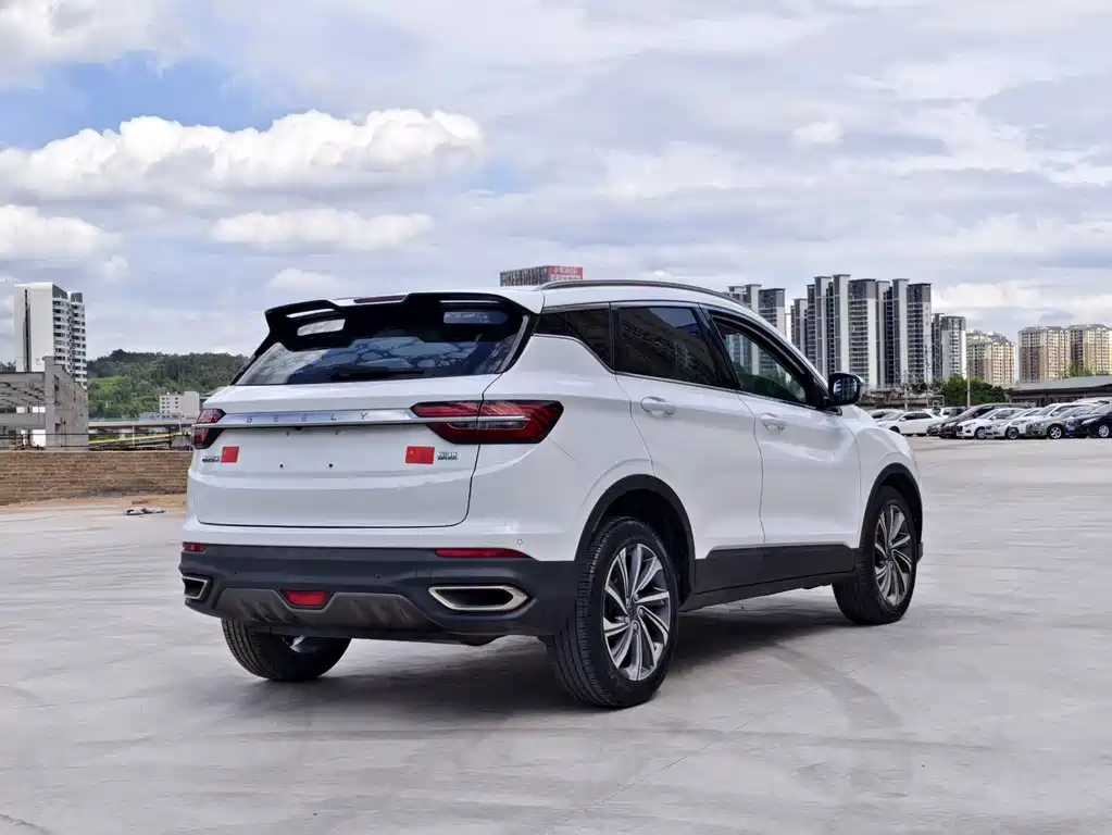Geely Binyue 2019 — фото 15