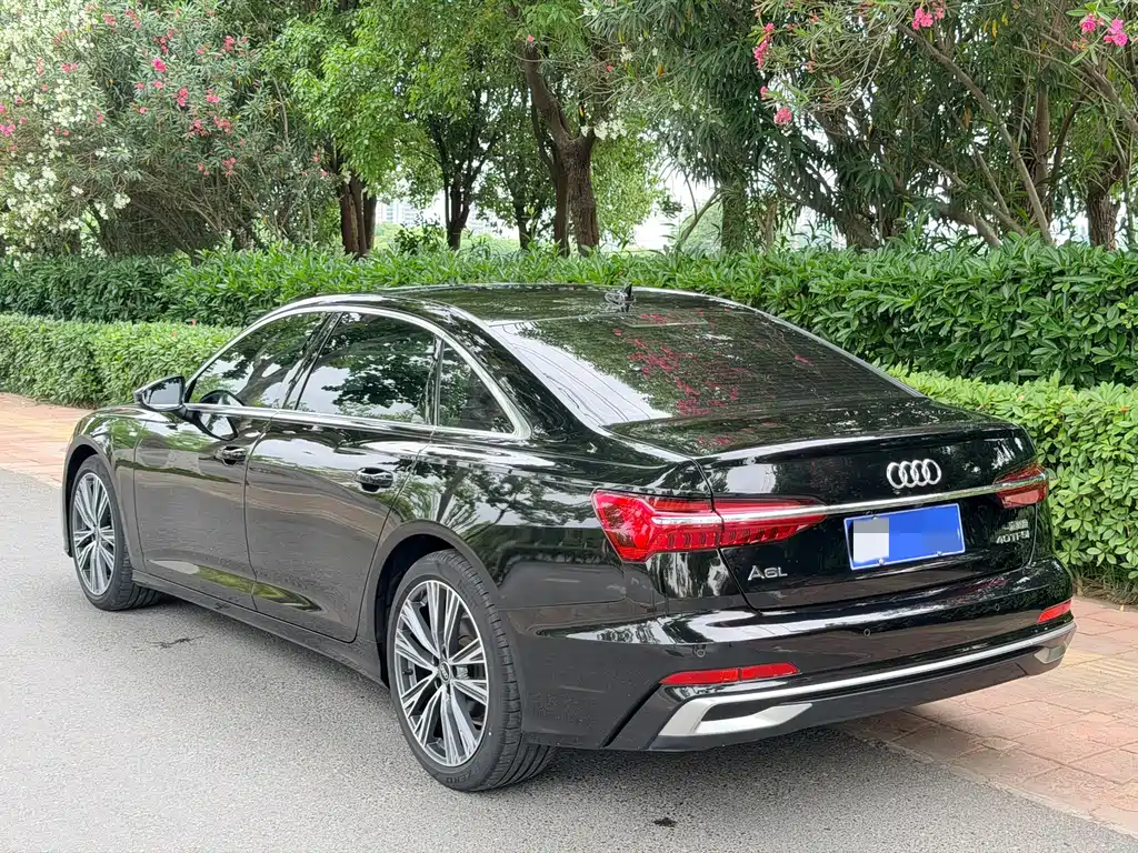 Audi A6L 2024 — фото 11