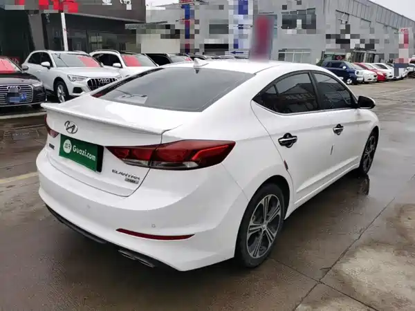 Hyundai Celesta 2018