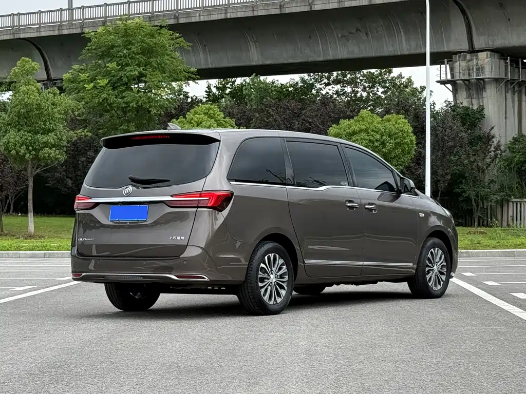 Buick GL8 2020