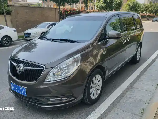 Buick GL8 2017