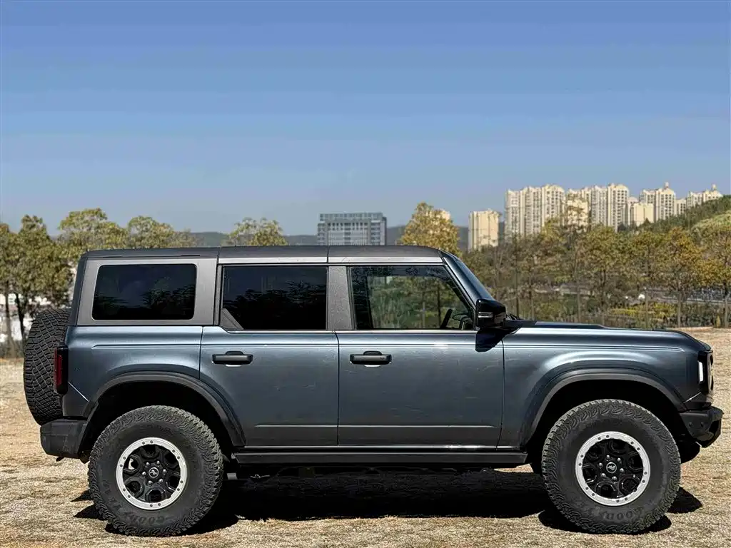 Ford Bronco 2024 — фото 12