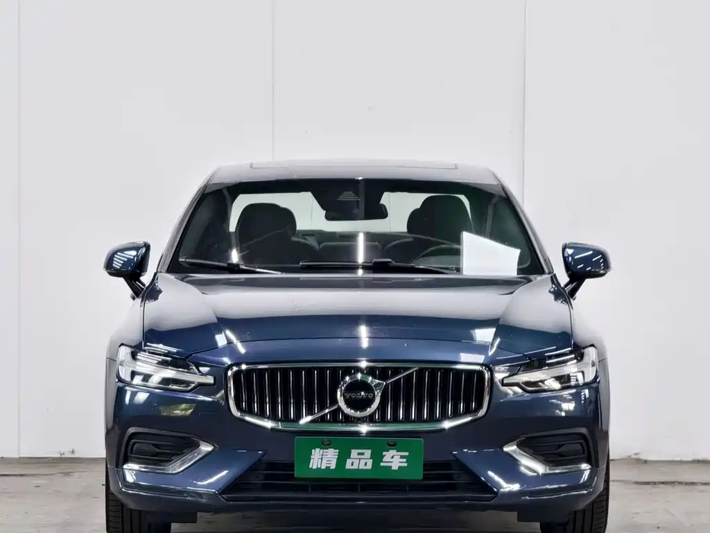 Volvo S60 2021 — фото 2