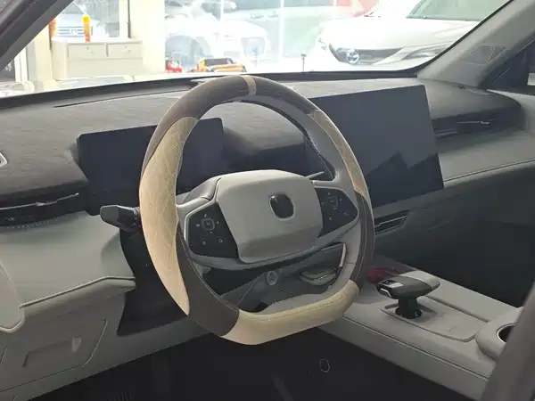 Changan UNI-Z 2025