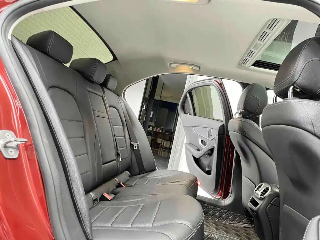 Mercedes-Benz C-Class 2020 — фото 6