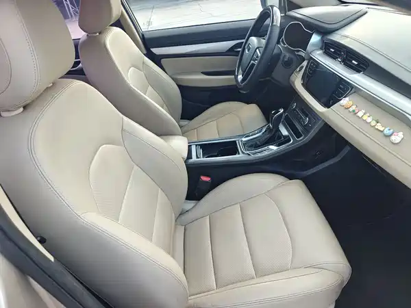 Geely Emgrand 2018