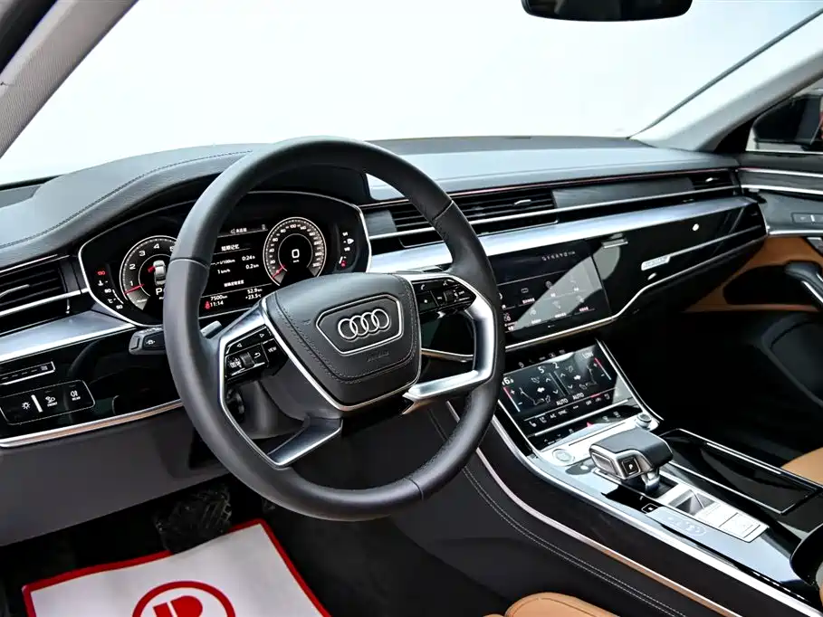 Audi A8 2025 — фото 15