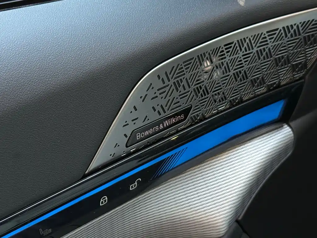 BMW i5 M60 2025 — фото 11