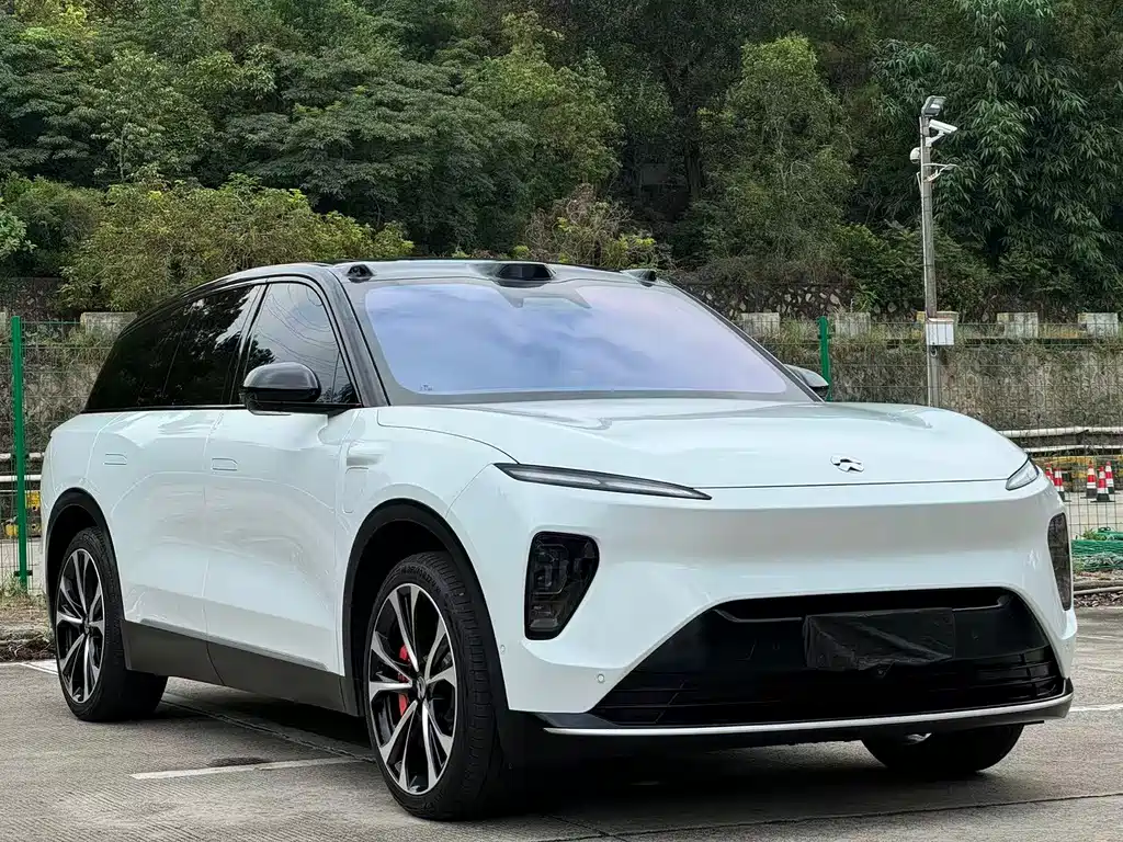 NIO ES8 2023 — фото 3