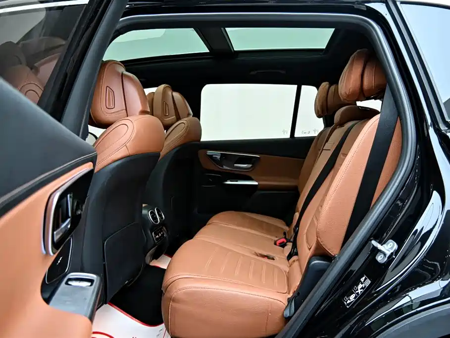 Mercedes-Benz GLC 2023 — фото 12