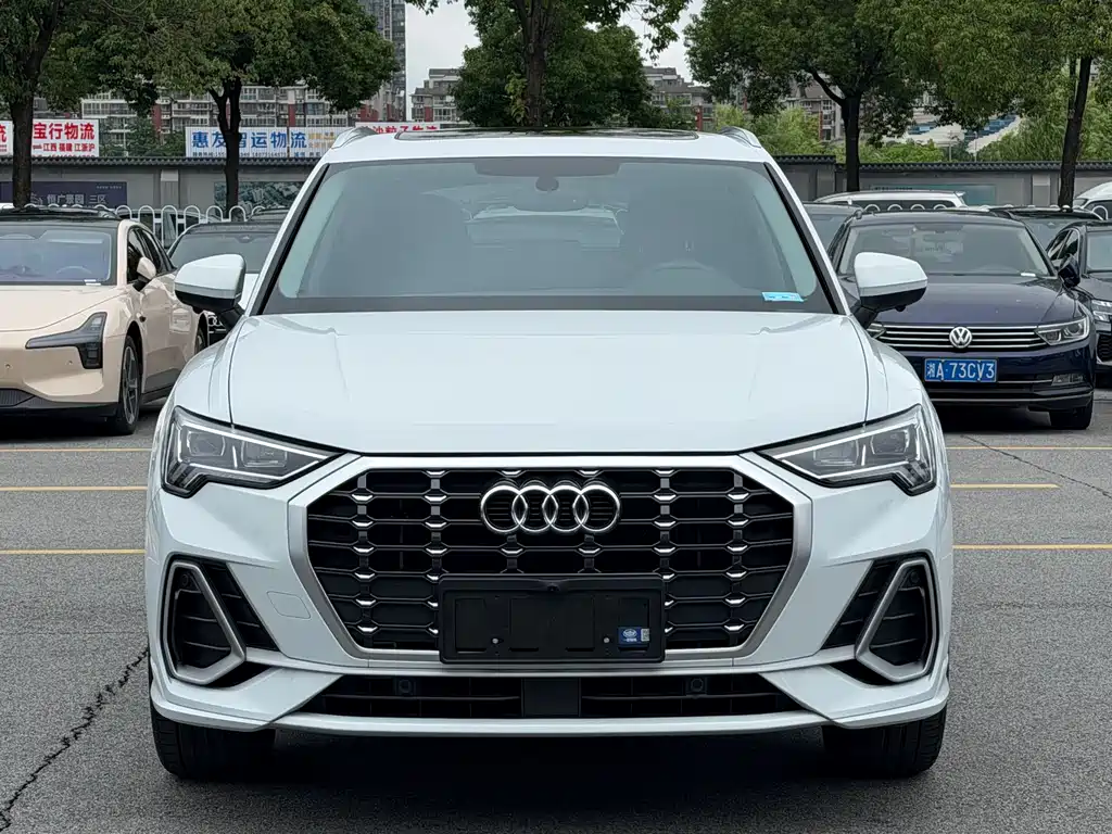 Audi Q3 2023