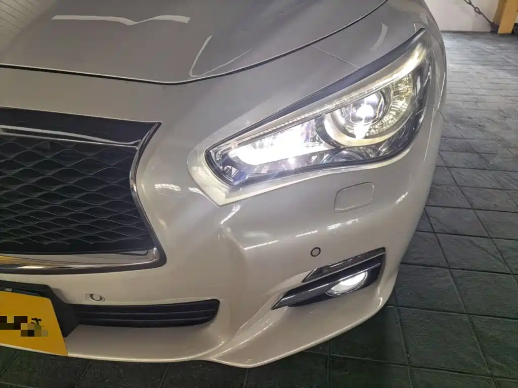 Infiniti Q50L 2018 — фото 24