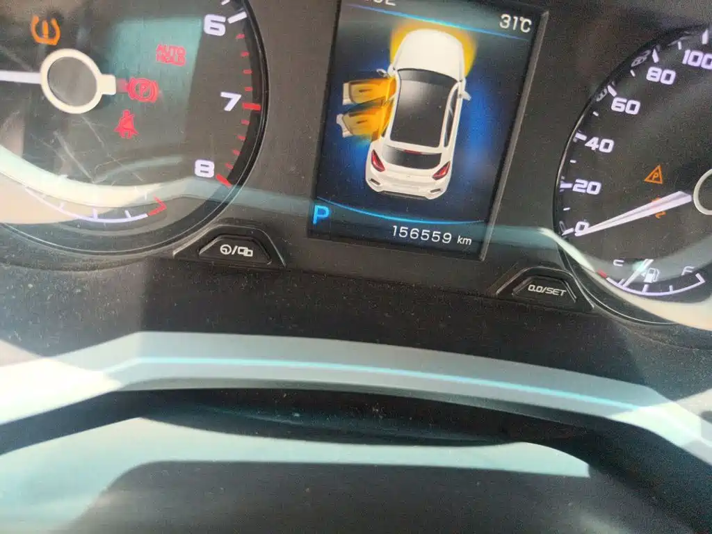Geely Emgrand GS 2017 — фото 13