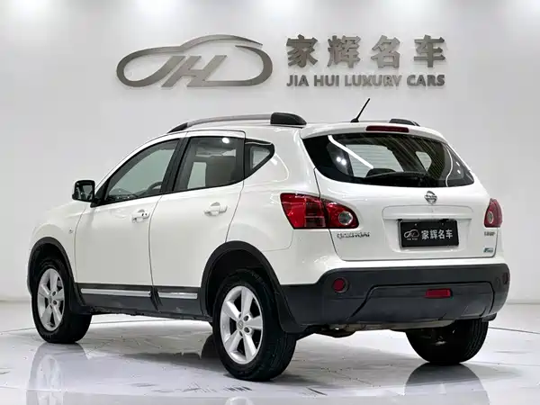 Nissan Qashqai 2015