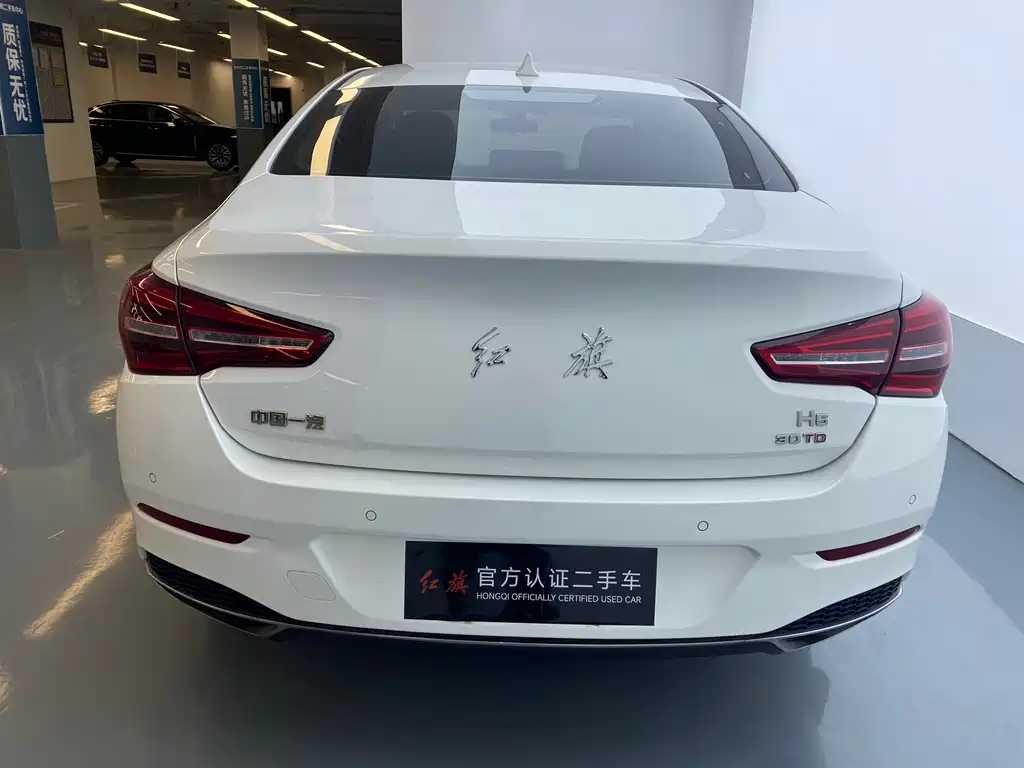 Hongqi H5 2022 — фото 16