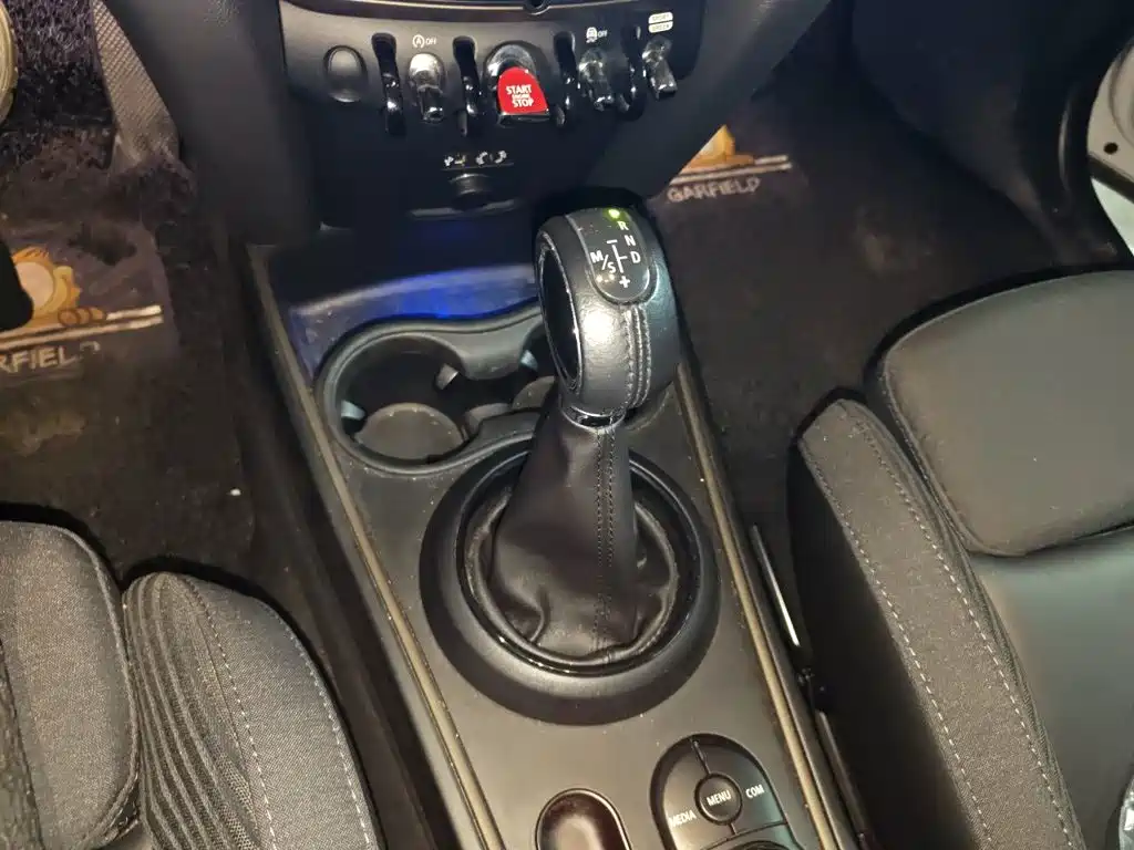 MINI Countryman 2018 — фото 10