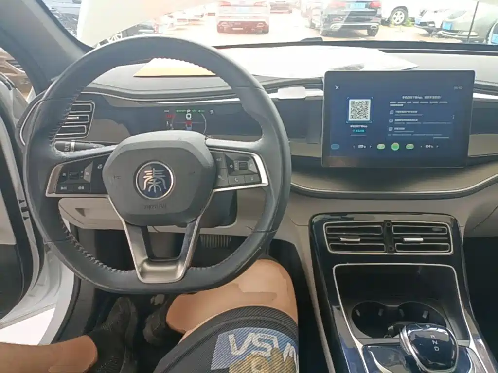 BYD Qin PLUS 2022 — фото 10