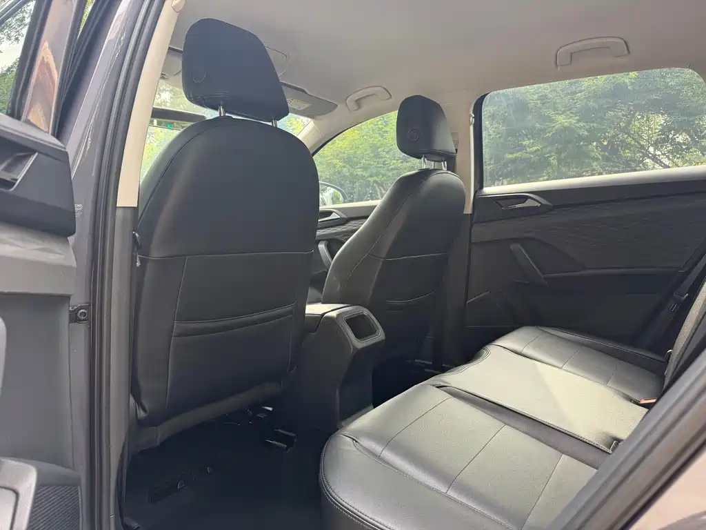 Volkswagen Tharu 2019