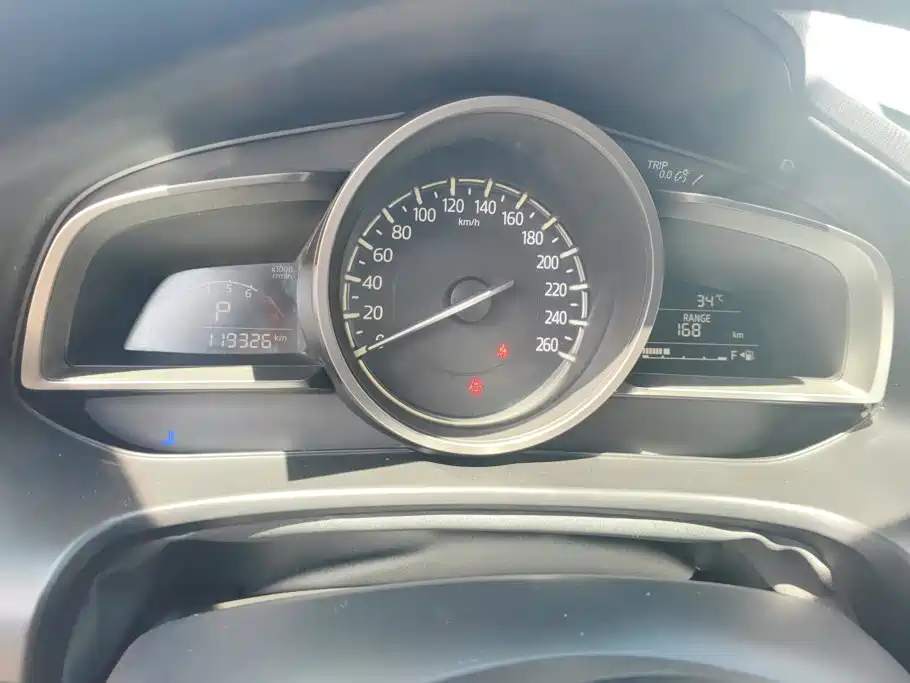 Mazda 3 Angkesela 2018 — фото 14