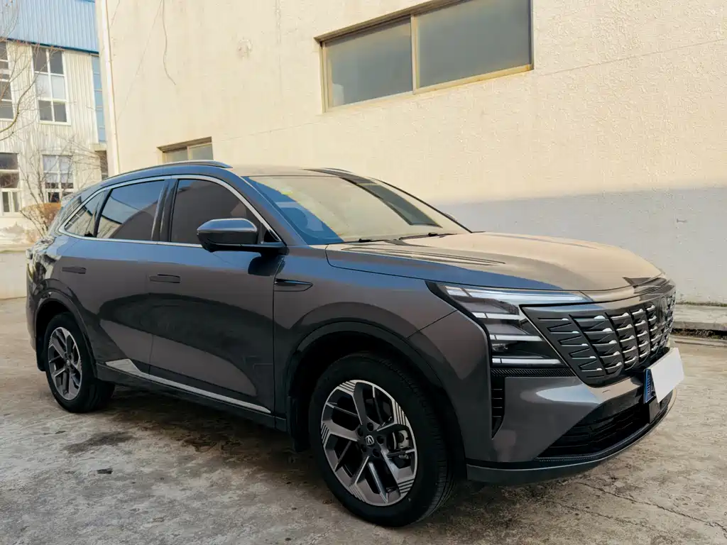 Changan CS75 PLUS 2026 — фото 3