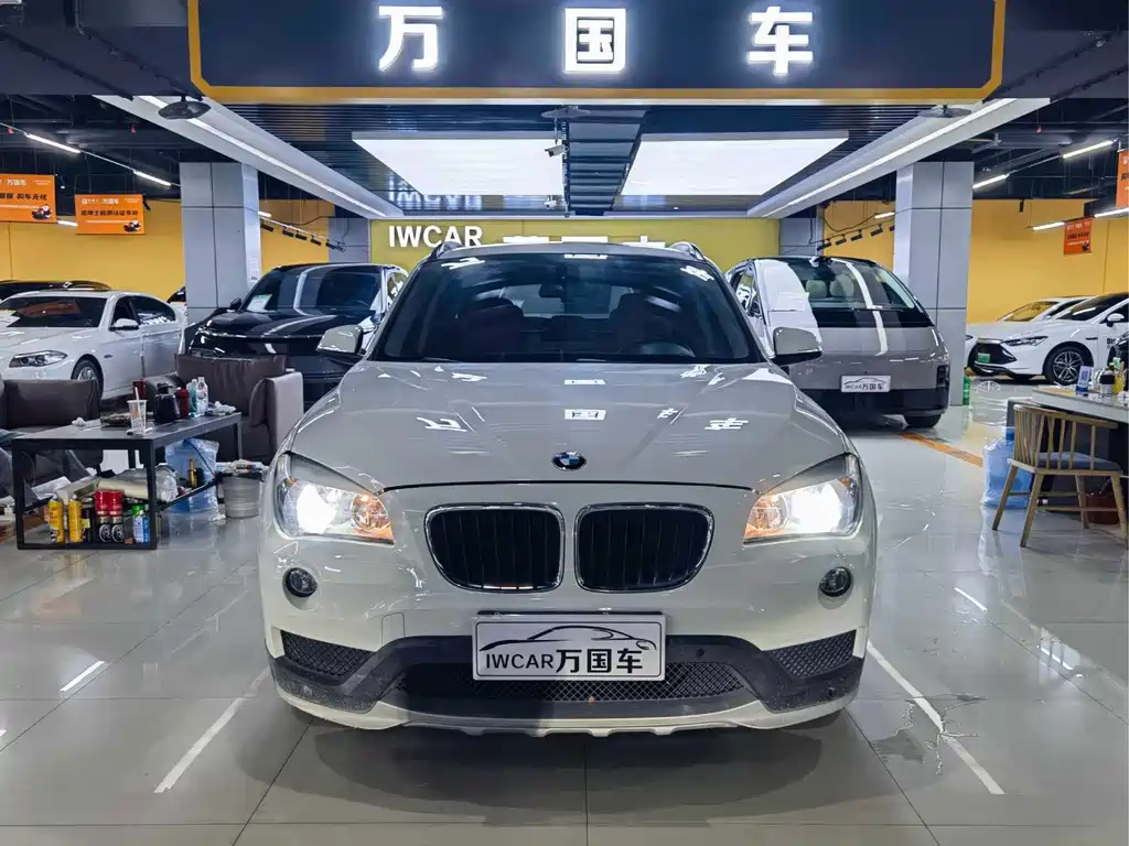 BMW X1 2016 — фото 1