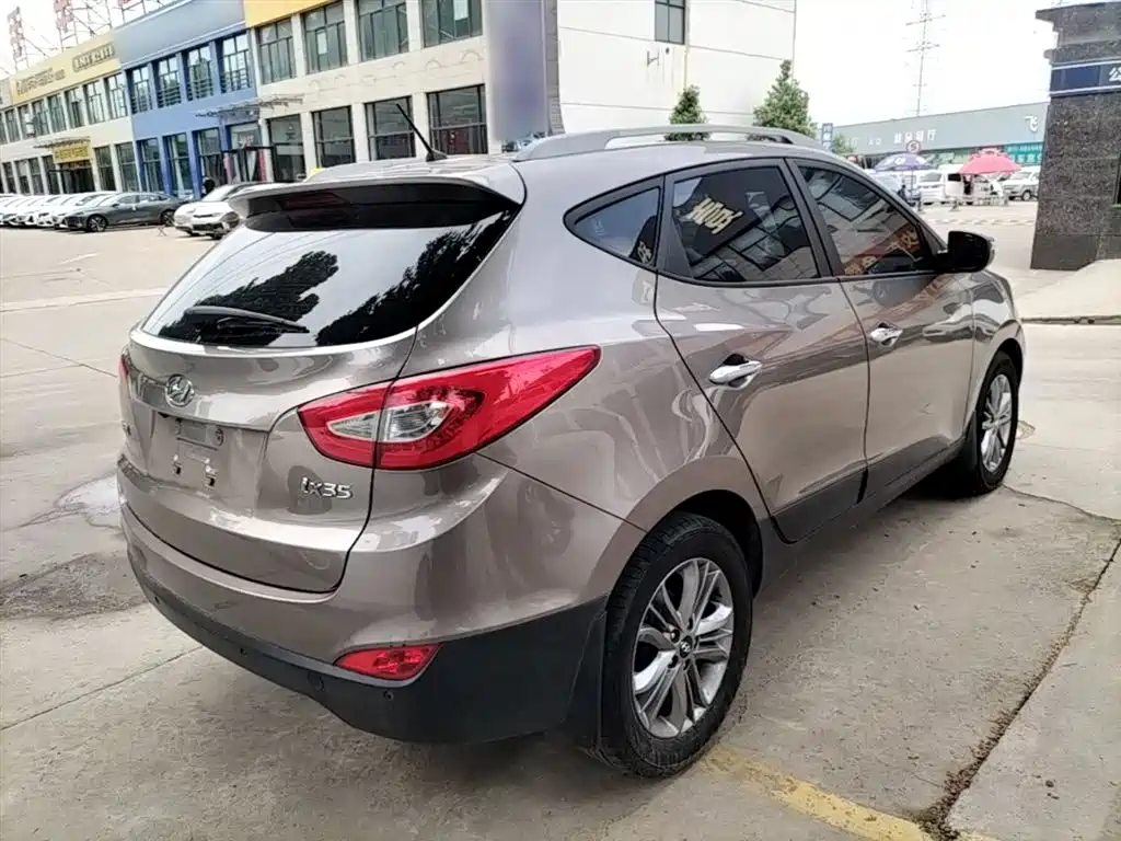 Hyundai ix35 2014 — фото 7