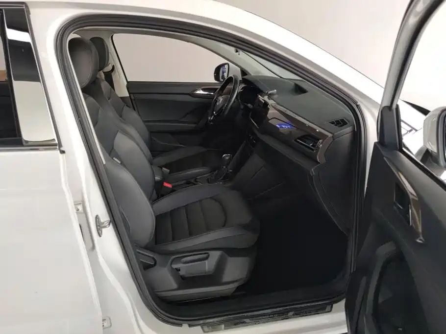 Volkswagen Tharu 2021 — фото 8