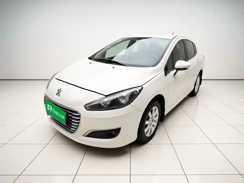 Peugeot 308 2016 — фото 1