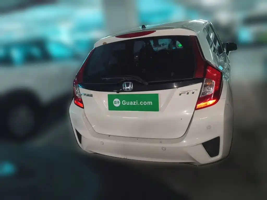 Honda Fit 2018 — фото 3