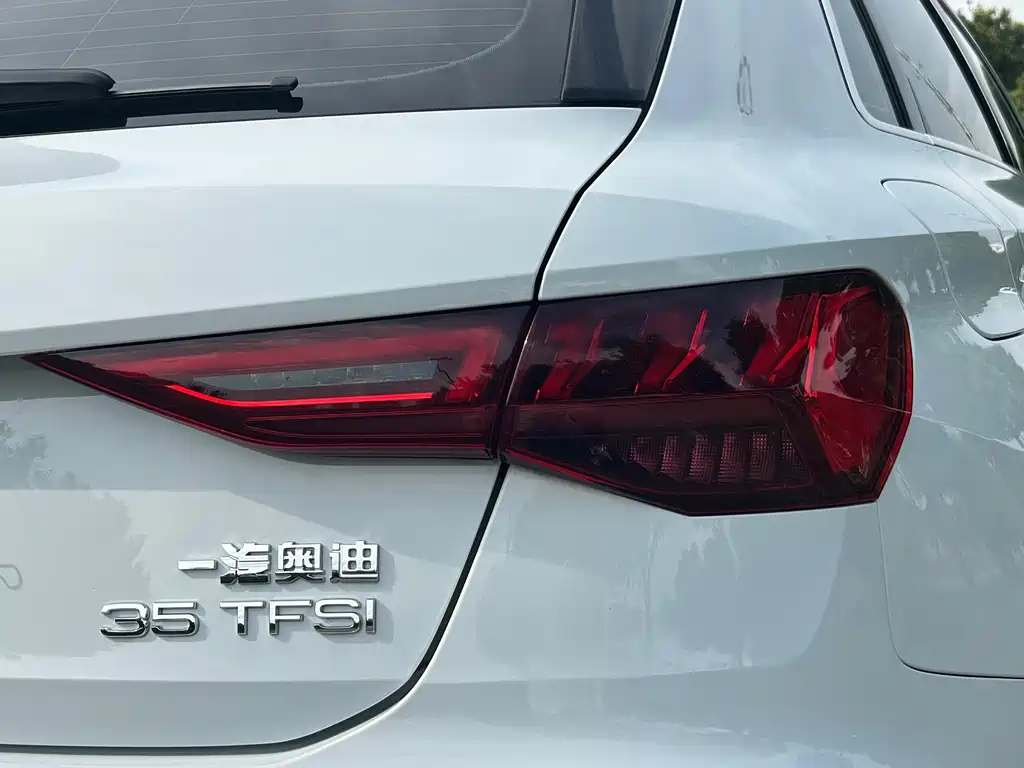 Audi A3 2022 — фото 22